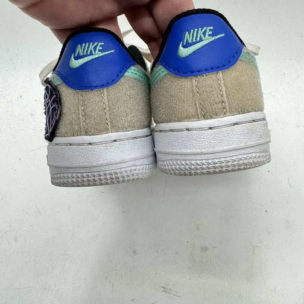Nike Kids Force 1 Low LV8 Sandrift Track Red Size 11.5C Sporty Skater DZ2807-100